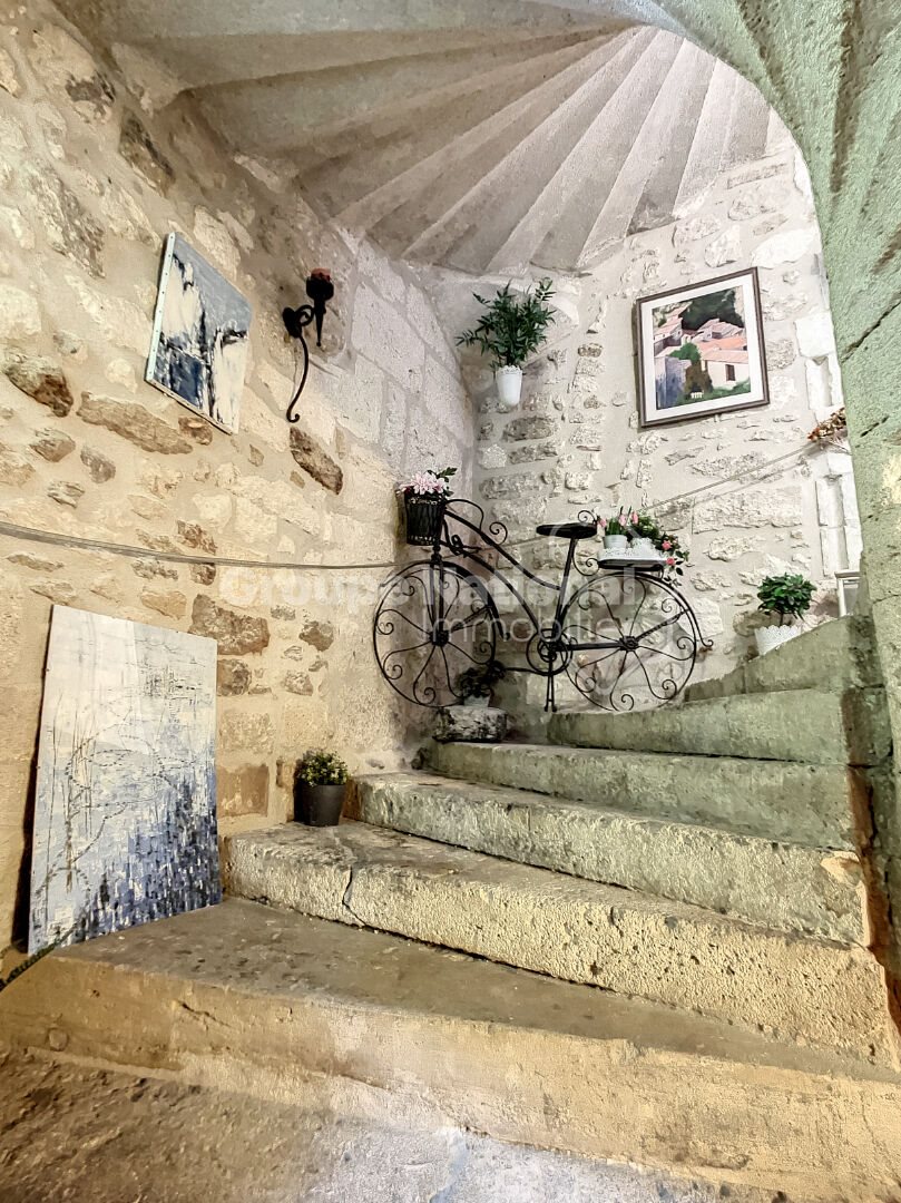 Maison à vendre, 209m², Montfrin