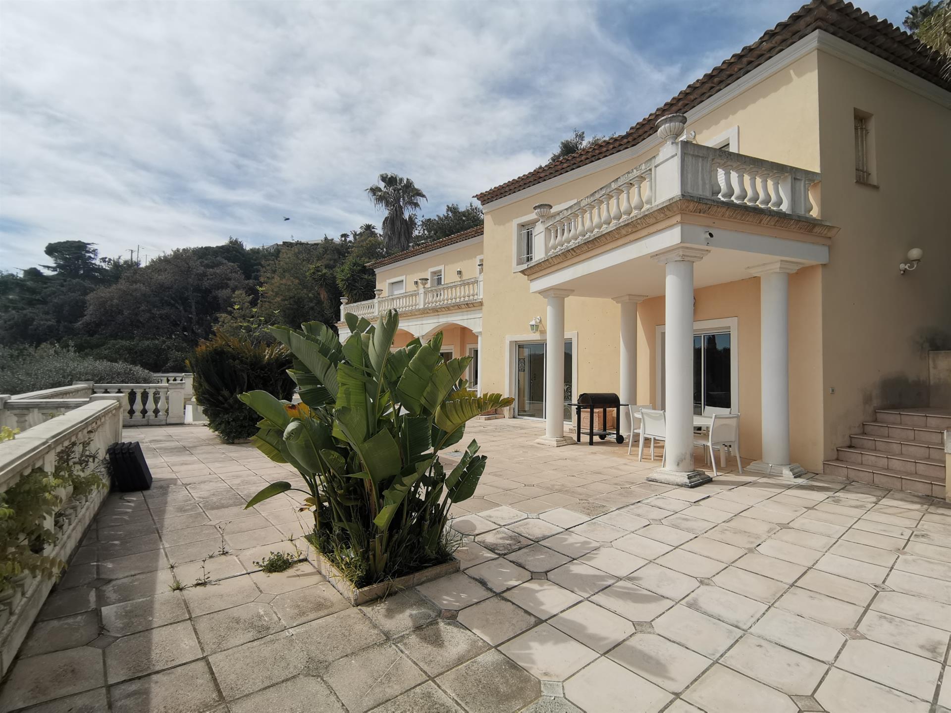 Maison à vendre, 368m², Mandelieu-la-Napoule