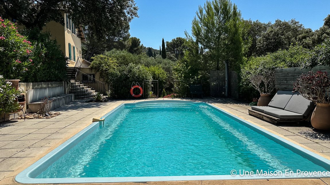 Maison 7 pièces 180 m² · à Villeneuve-lès-Avignon · 180 m² · 599 000 €