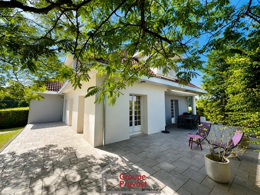 Maison 9 pièces 243 m² · à Mâcon · 243 m² · 495 000 €