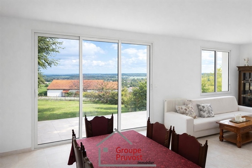 Maison 6 pièces 131 m² · à Vaugneray · 131 m² · 520 000 €