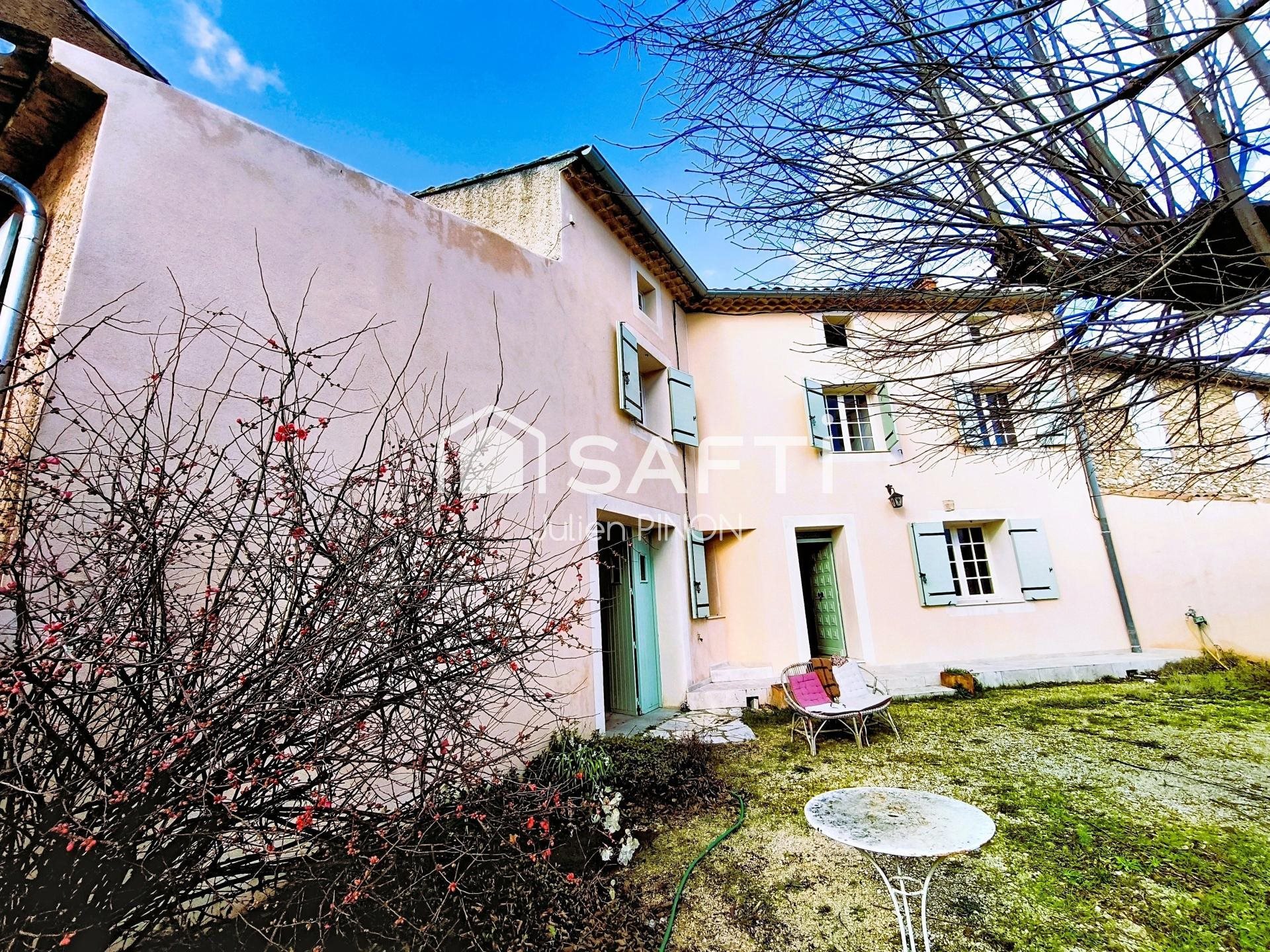 Maison à vendre, 140m², Saint-Saturnin-lès-Apt