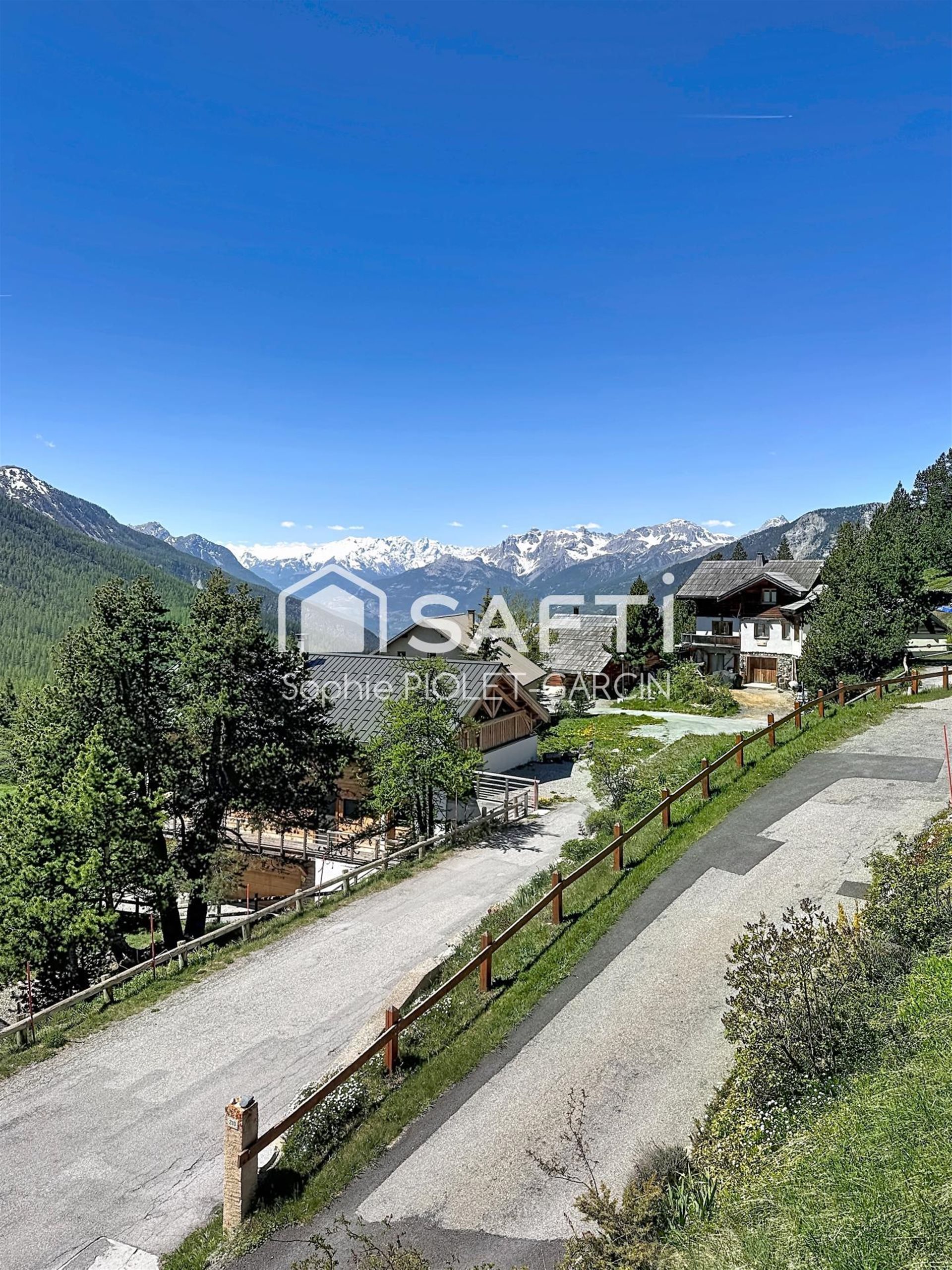Maison à vendre, 216m², Montgenèvre