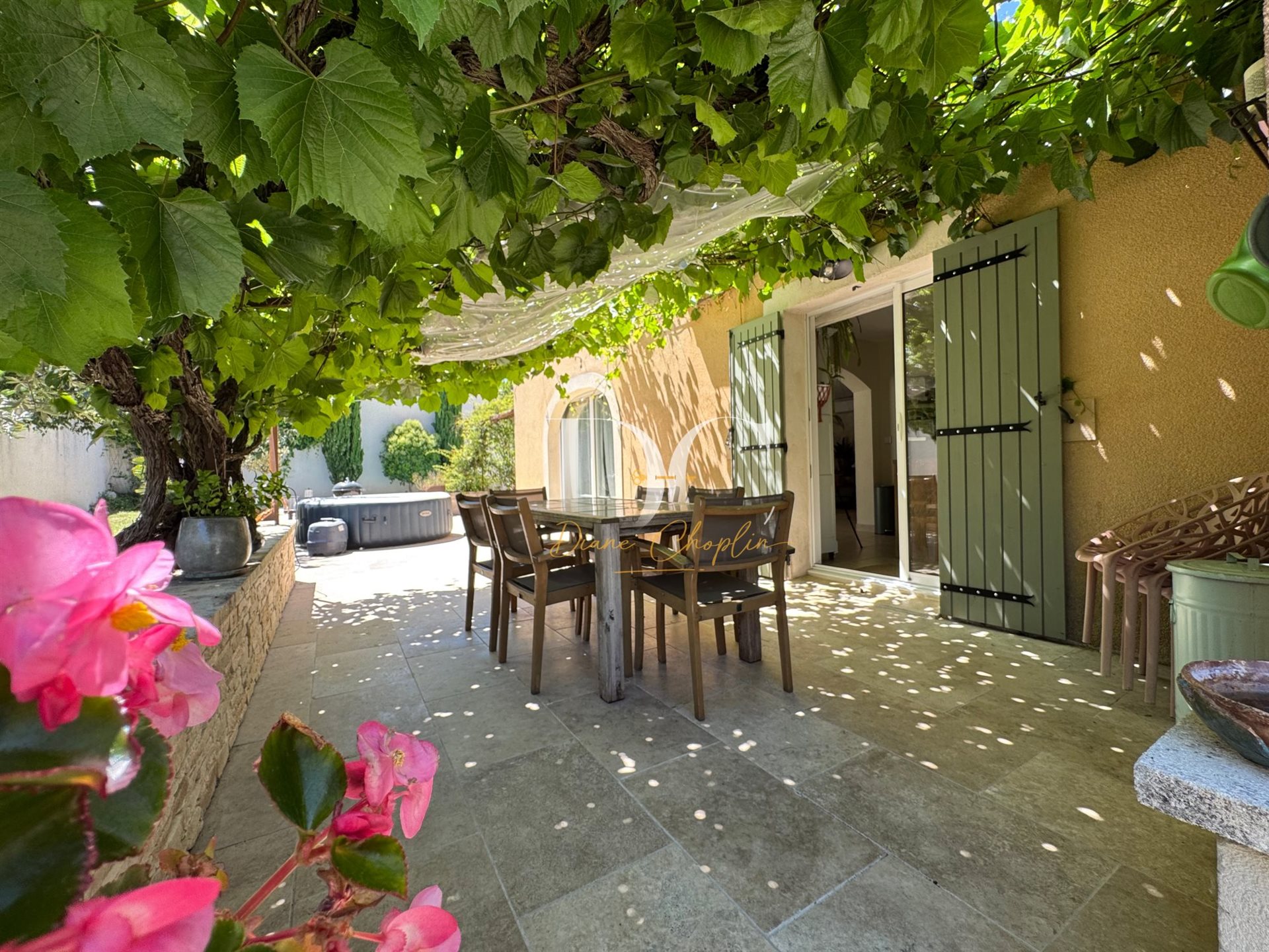 Maison à vendre, 145m², Châteauneuf-de-Gadagne