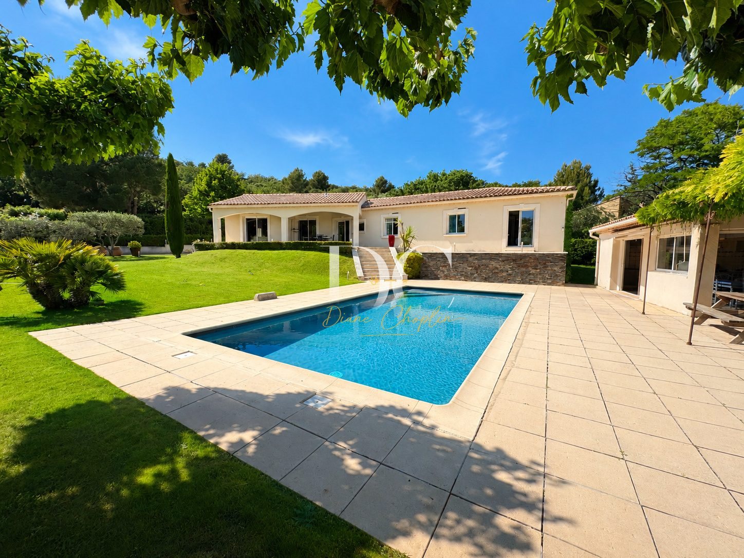 Maison à vendre, 230m², Caumont-sur-Durance