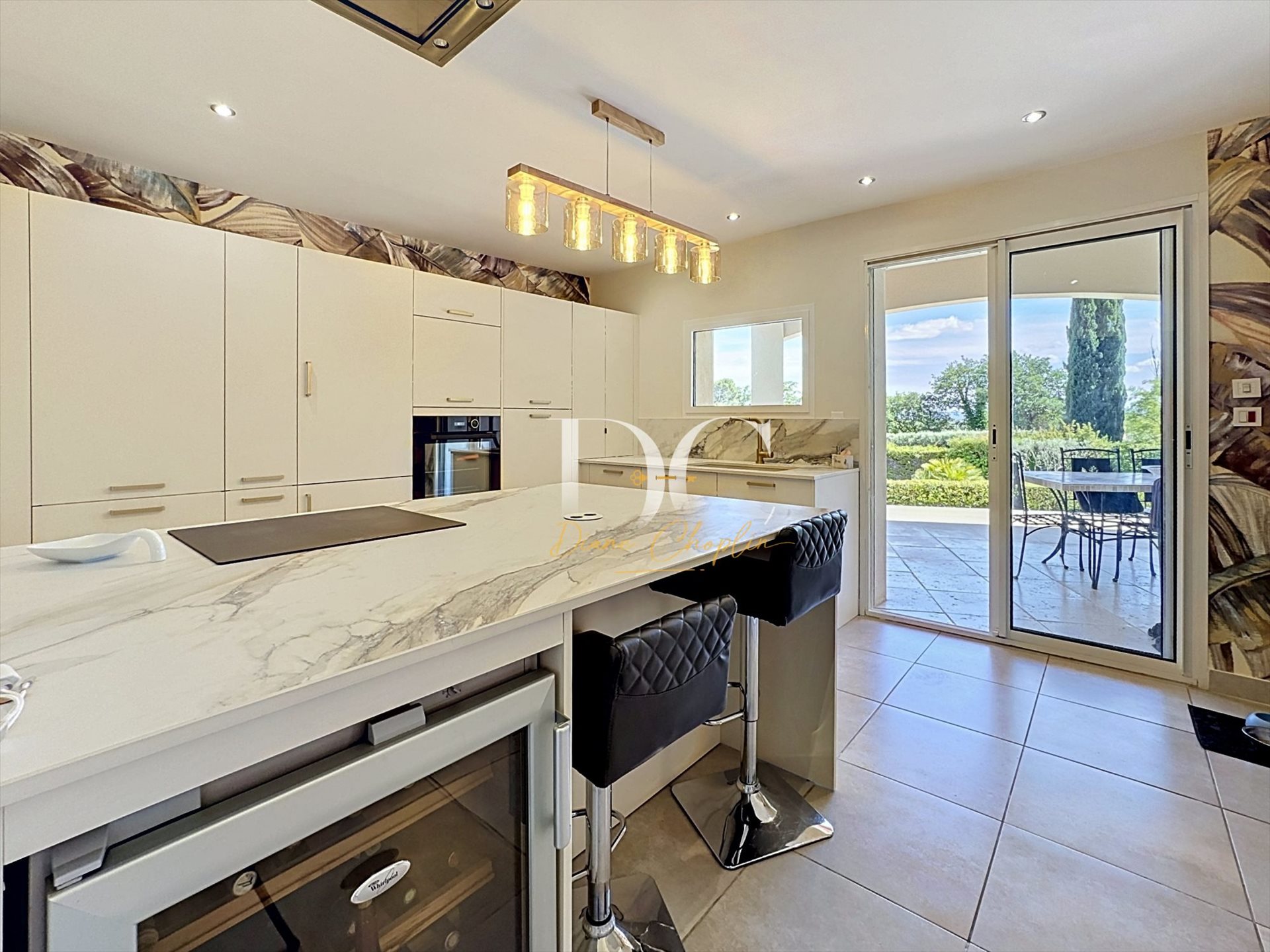 Maison à vendre, 230m², Caumont-sur-Durance
