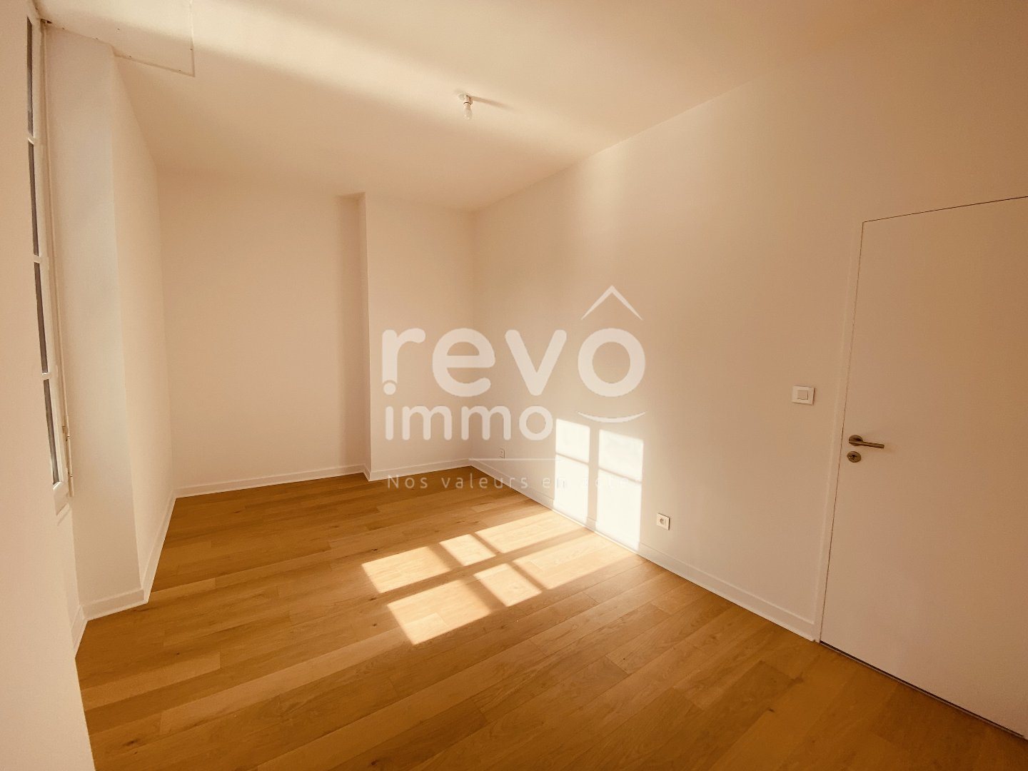 Appartement – Angers, Maine-et-Loire - Plus