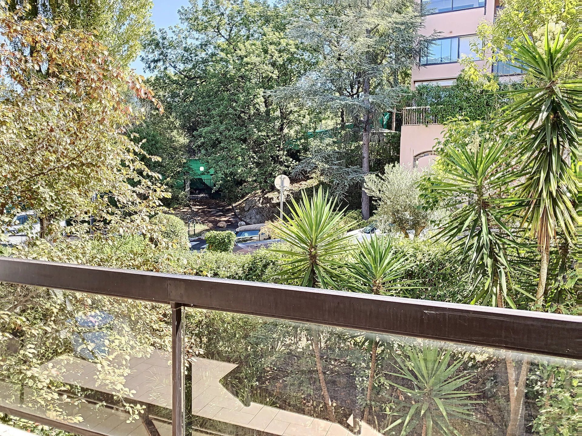 Appartement à louer, 29m², Mougins
