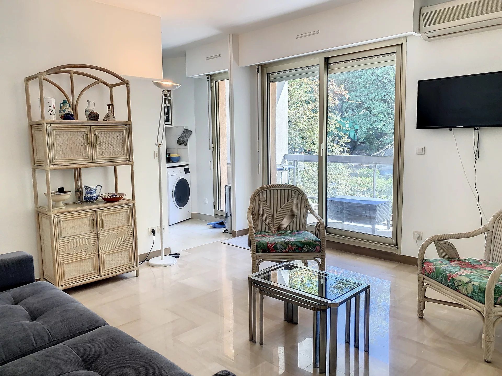 Appartement à louer, 29m², Mougins