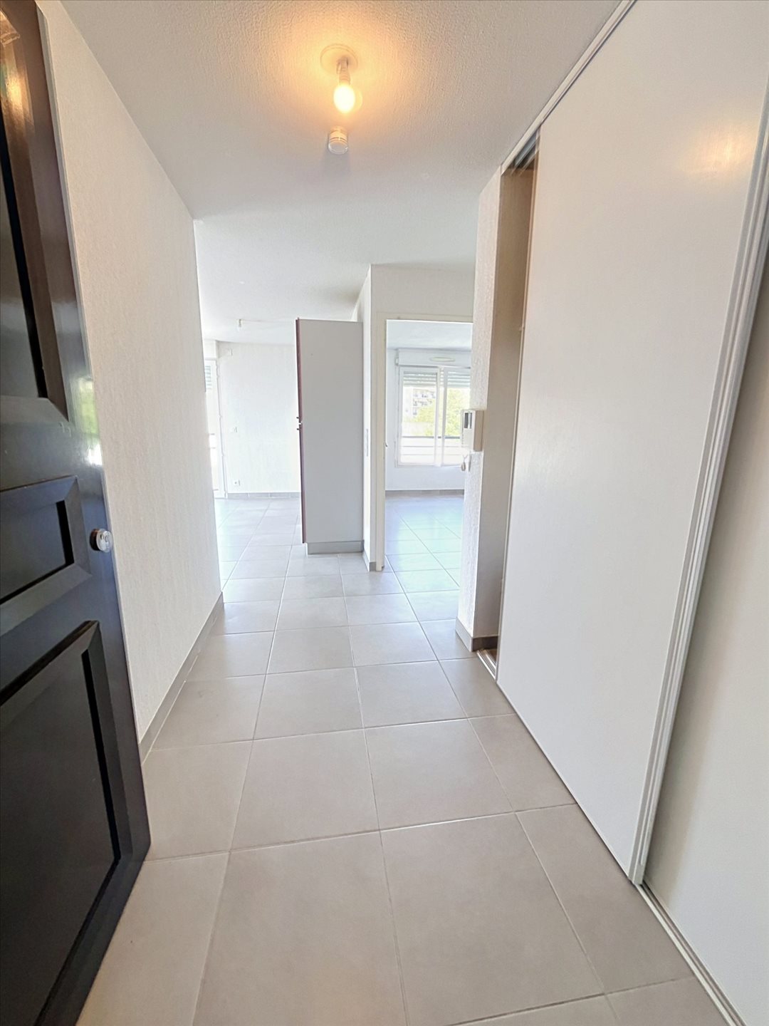 Appartement à louer, 43m², Grasse