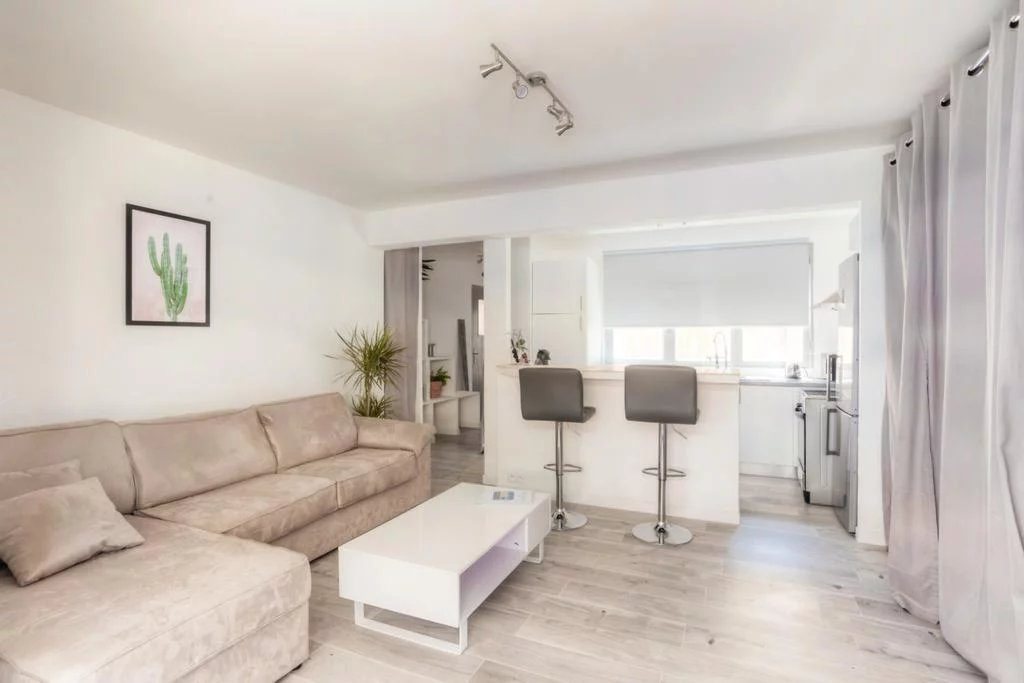 Appartement à louer, 33m², Vallauris