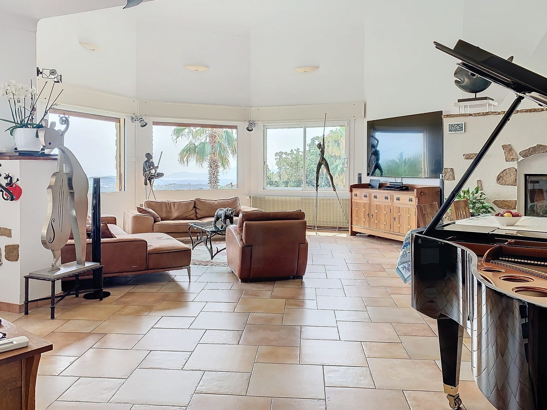 Maison à louer, 200m², Châteauneuf-Grasse
