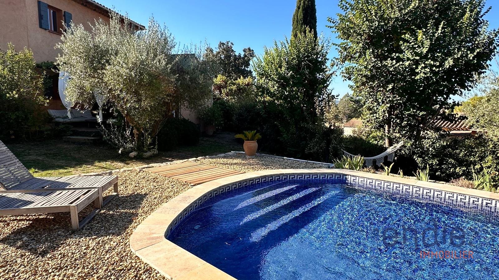 Maison à vendre, 158m², Lorgues