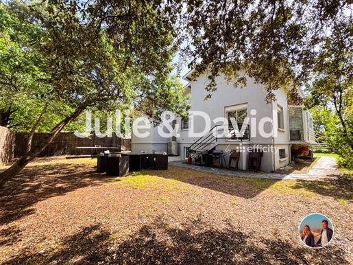Maison 7 pièces 200 m² · à Lacanau · 200 m² · 750 000 €