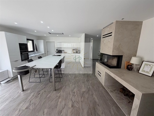 Maison 4 pièces 121 m² · à Cruas · 121 m² · 350 000 €