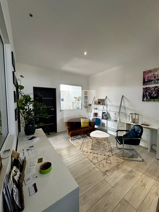 6 pièces 108 m² · à La Bégude-de-Mazenc · 108 m² · 155 000 €
