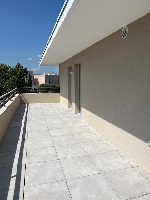 Appartement à vendre, 61m², Fréjus