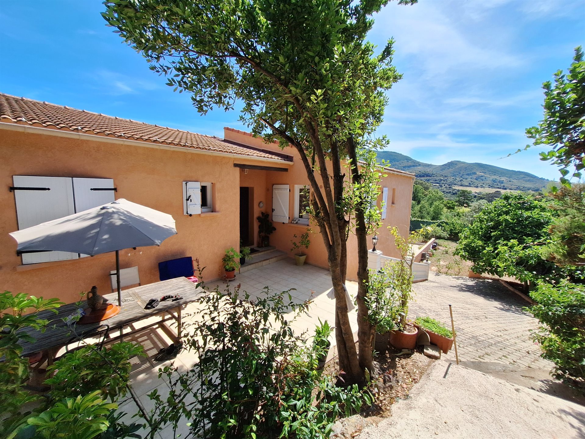 Maison à vendre, 260m², Alata