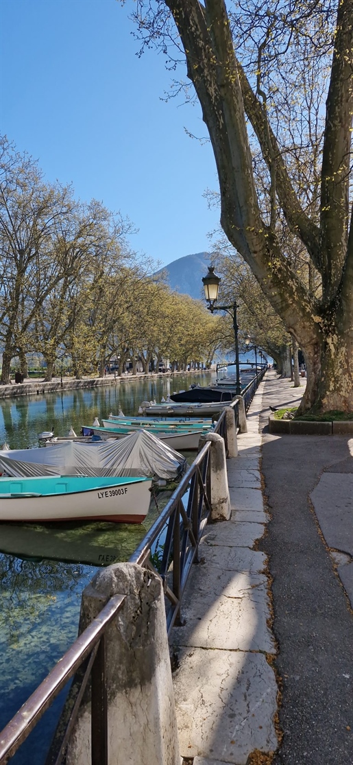 Appartement 3 pièces 64 m² · à Annecy · 64 m² · 420 000 €
