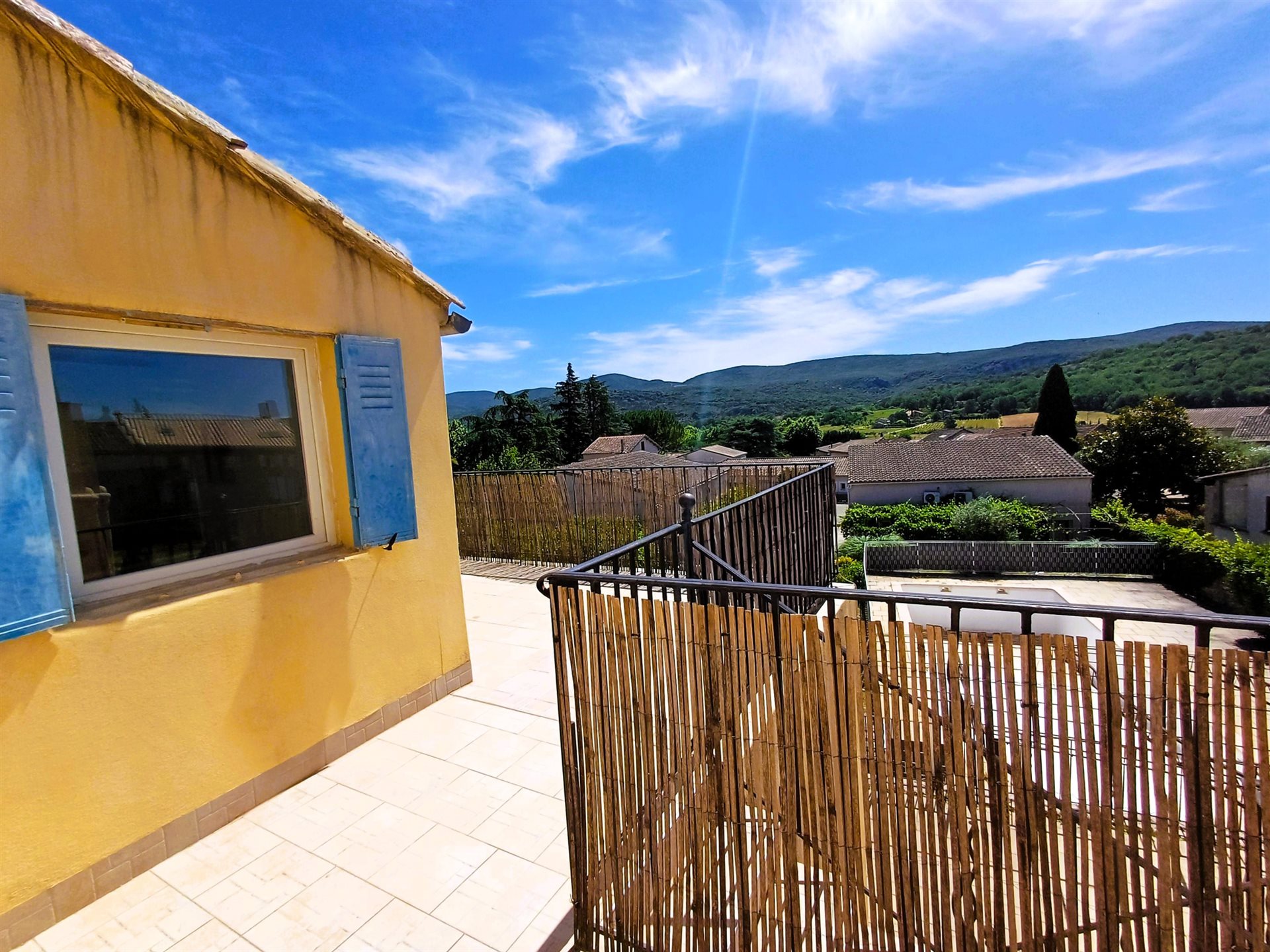 Appartement à vendre, 81m², Vallon-Pont-d'Arc