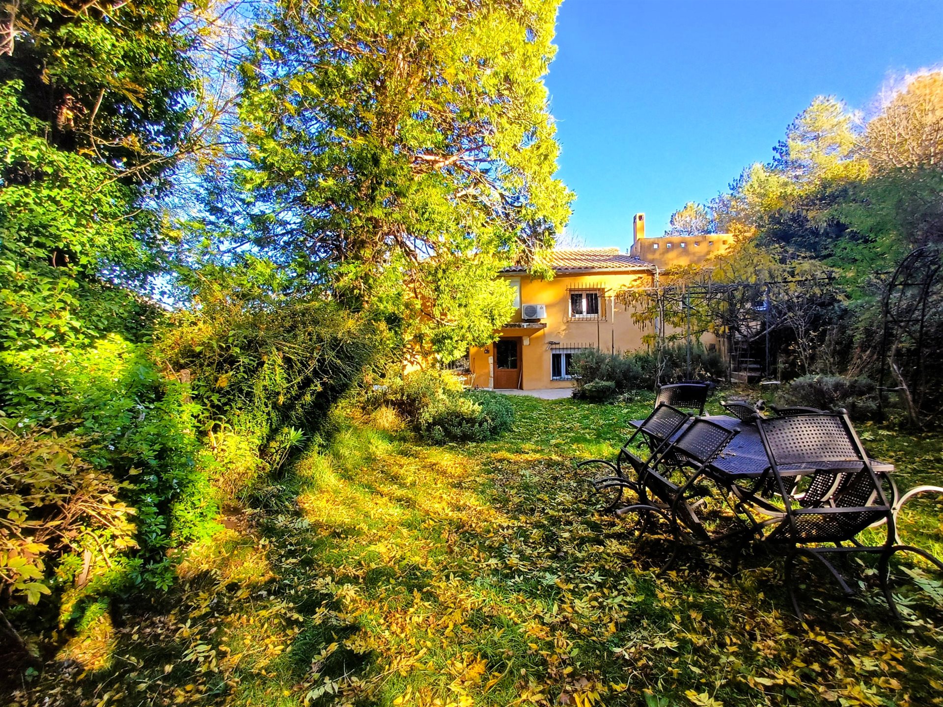 Maison à vendre, 330m², Dieulefit