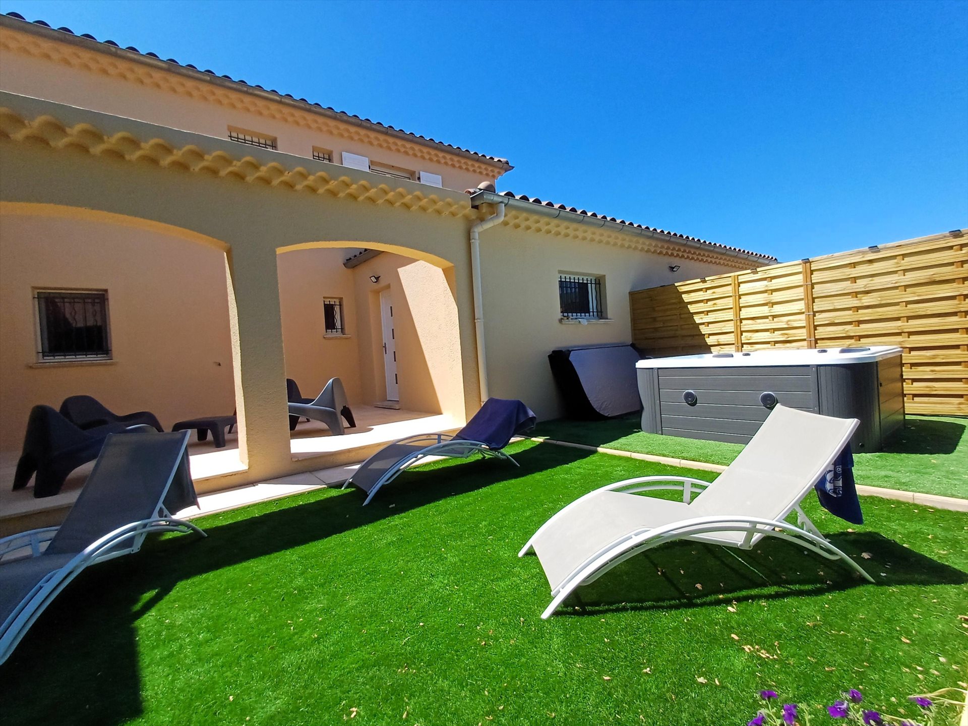Maison à vendre, 182m², Meysse