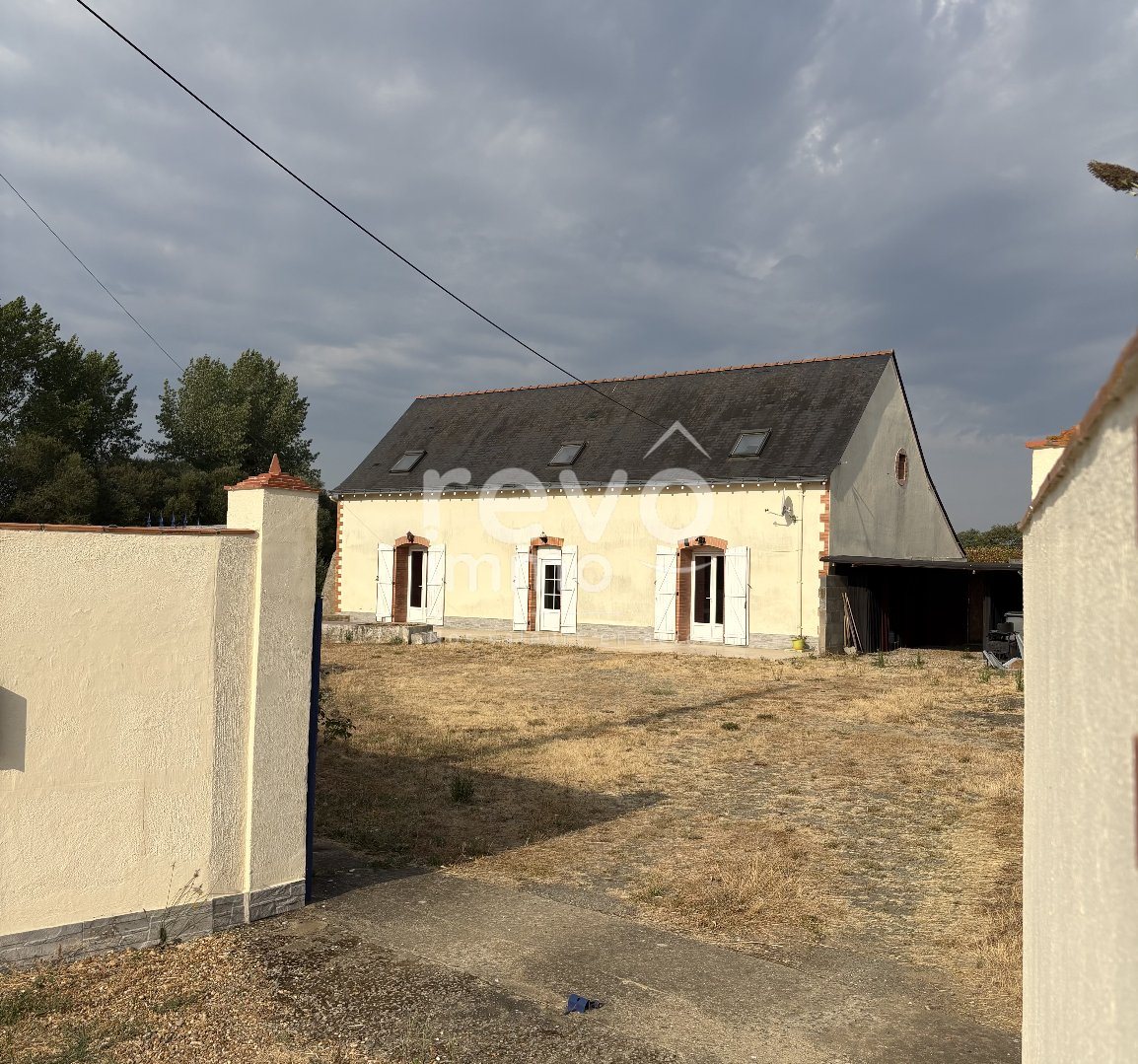 Maison à vendre, 151m², Sceaux-d'Anjou