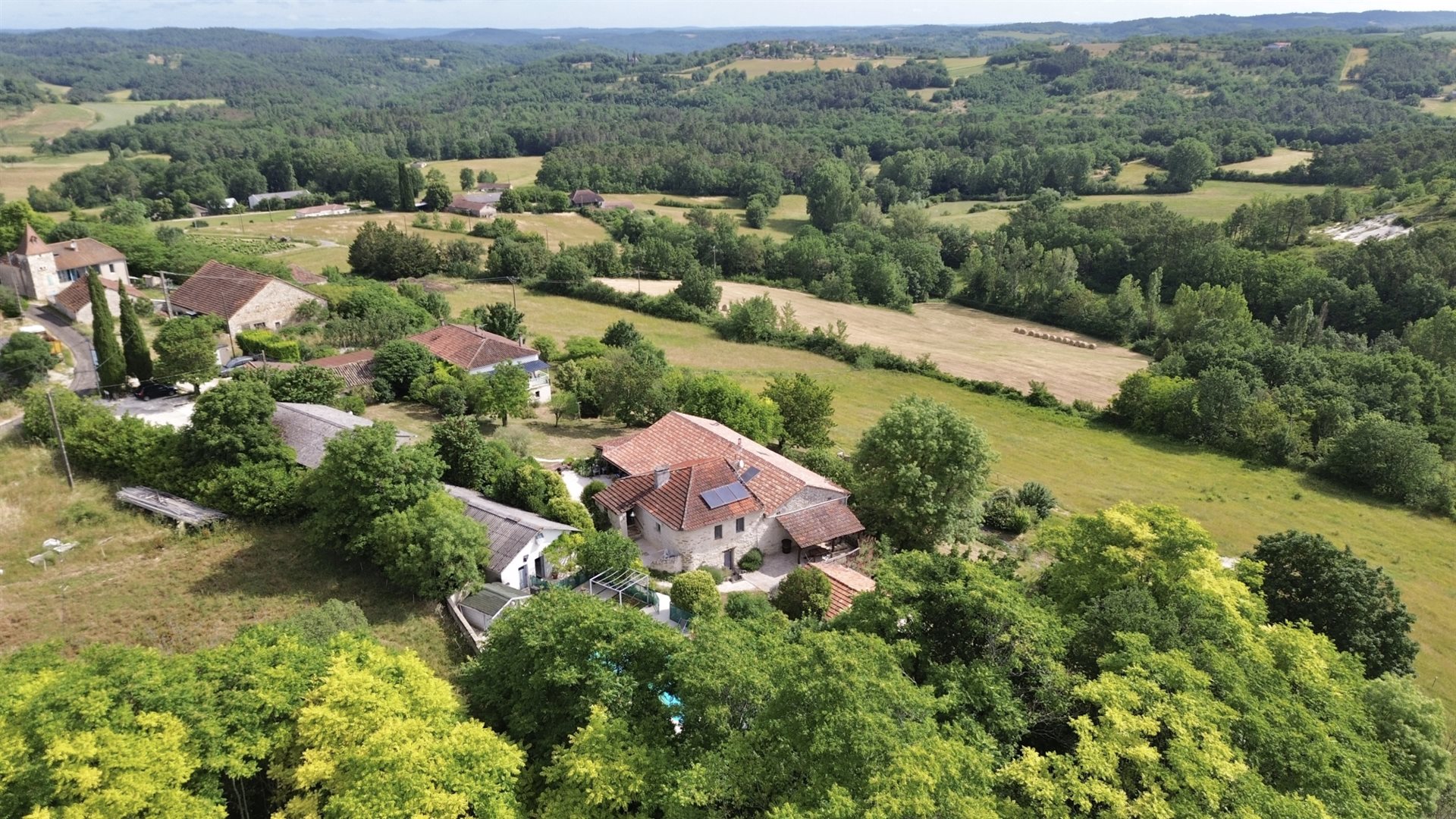 Maison à vendre, 390m², Montcuq-en-Quercy-Blanc