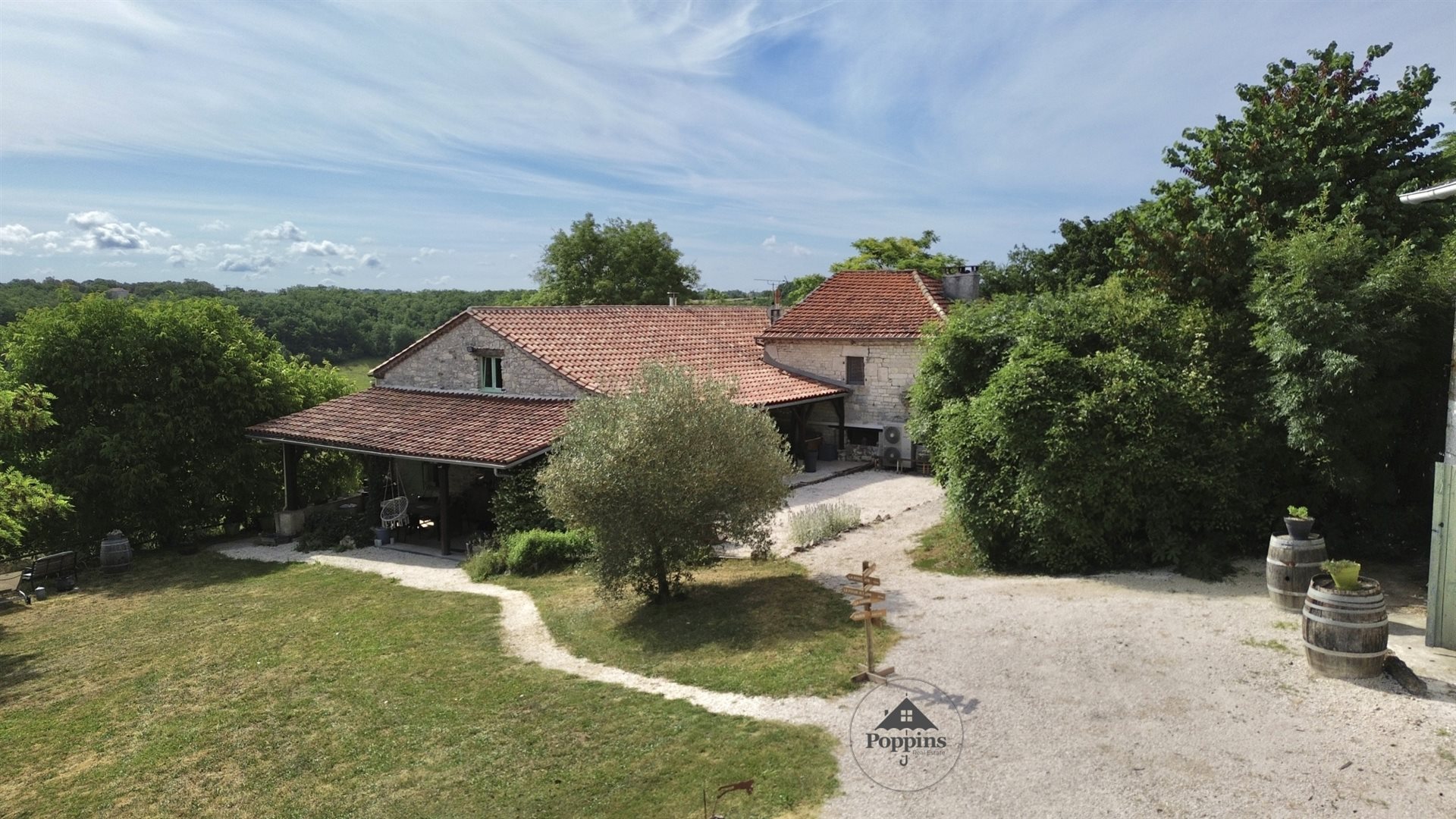 Maison à vendre, 390m², Montcuq-en-Quercy-Blanc