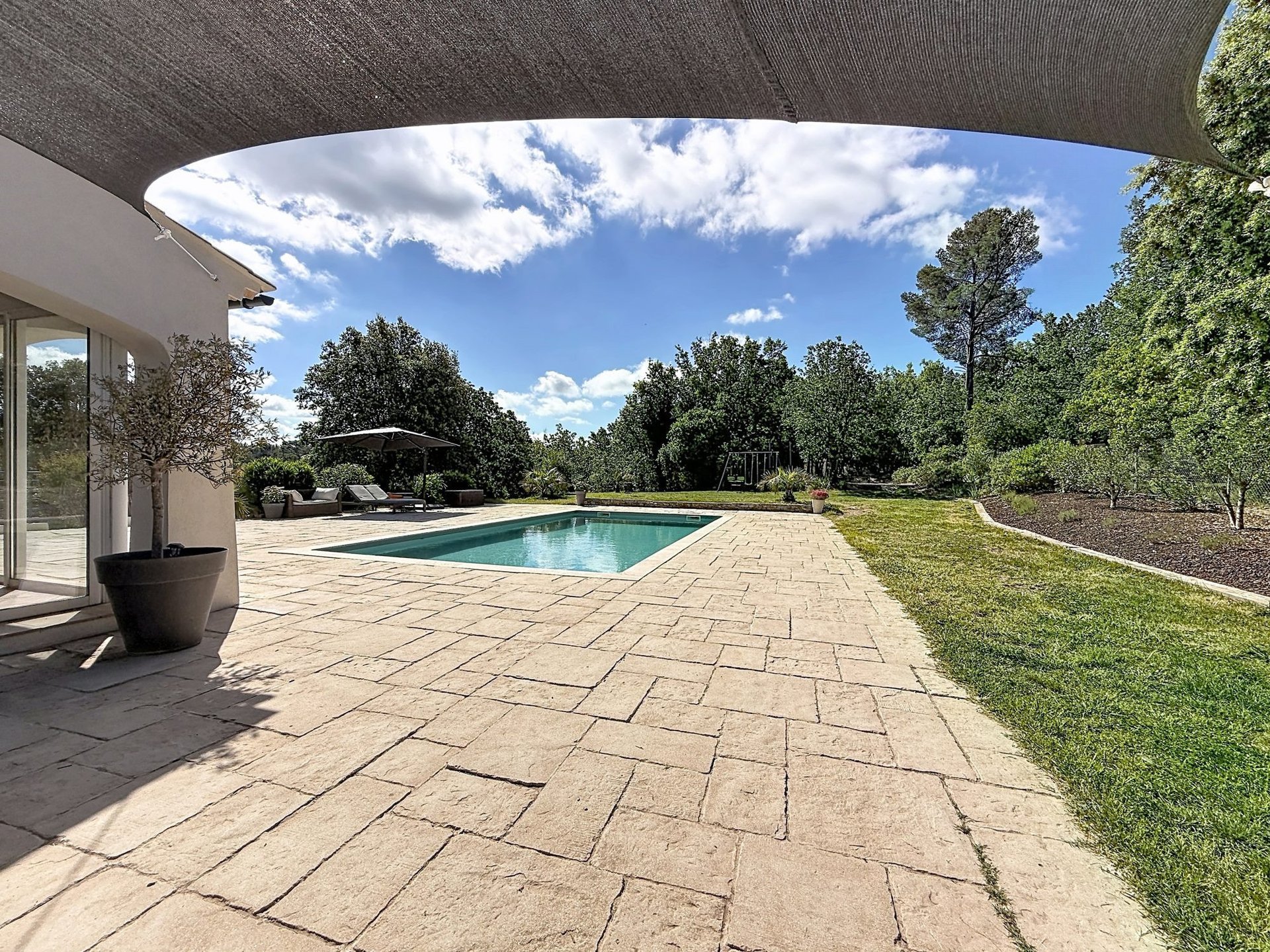 Maison à vendre, 250m², Saint-Paul-en-Forêt