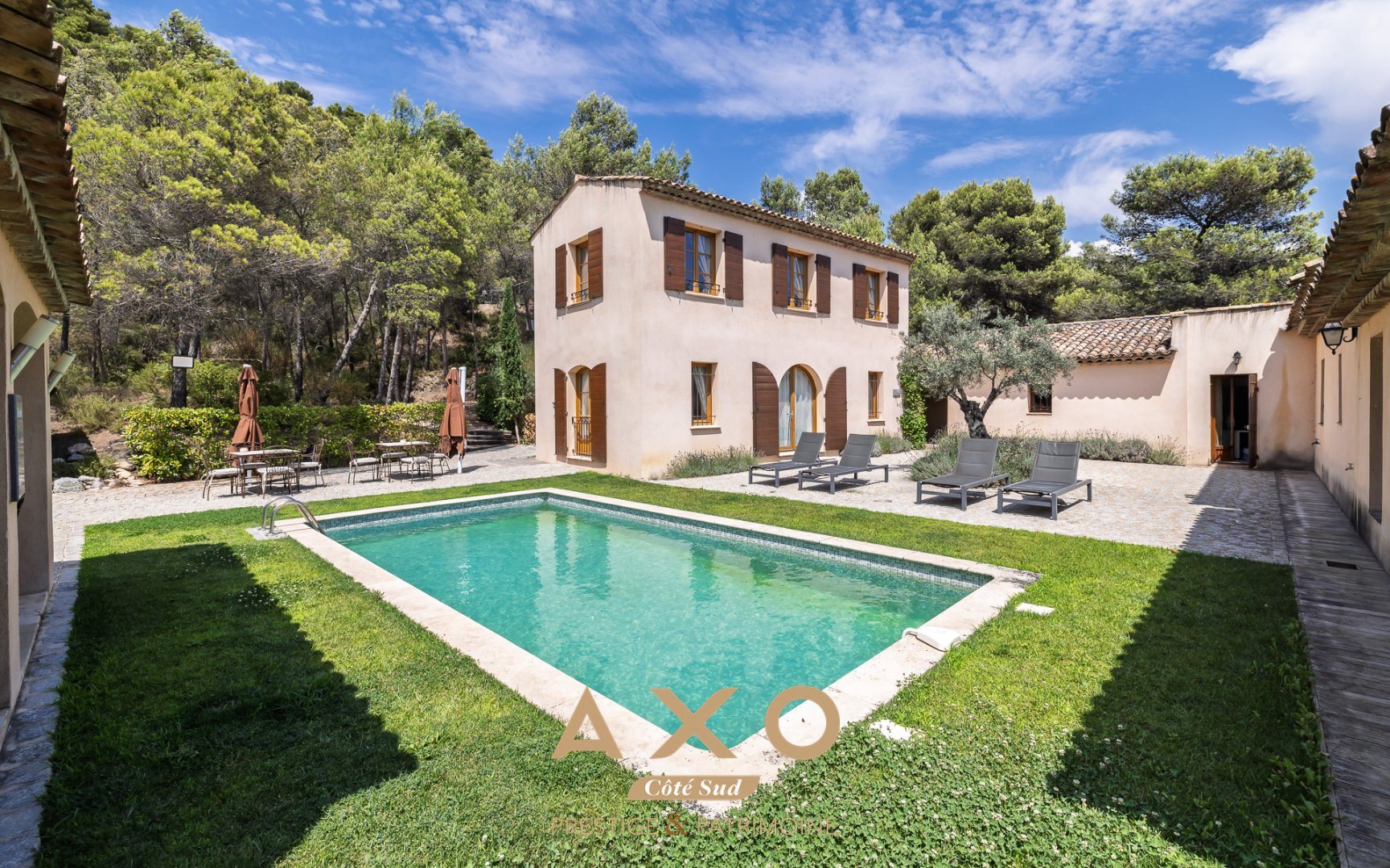 Maison à vendre, 380m², Saint-Marc-Jaumegarde