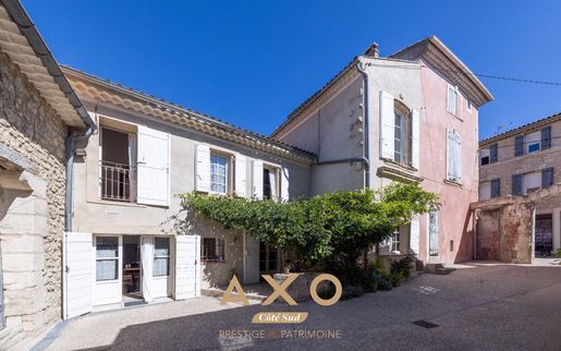 Maison 9 pièces 270 m² · à Mallemort · 270 m² · 750 000 €