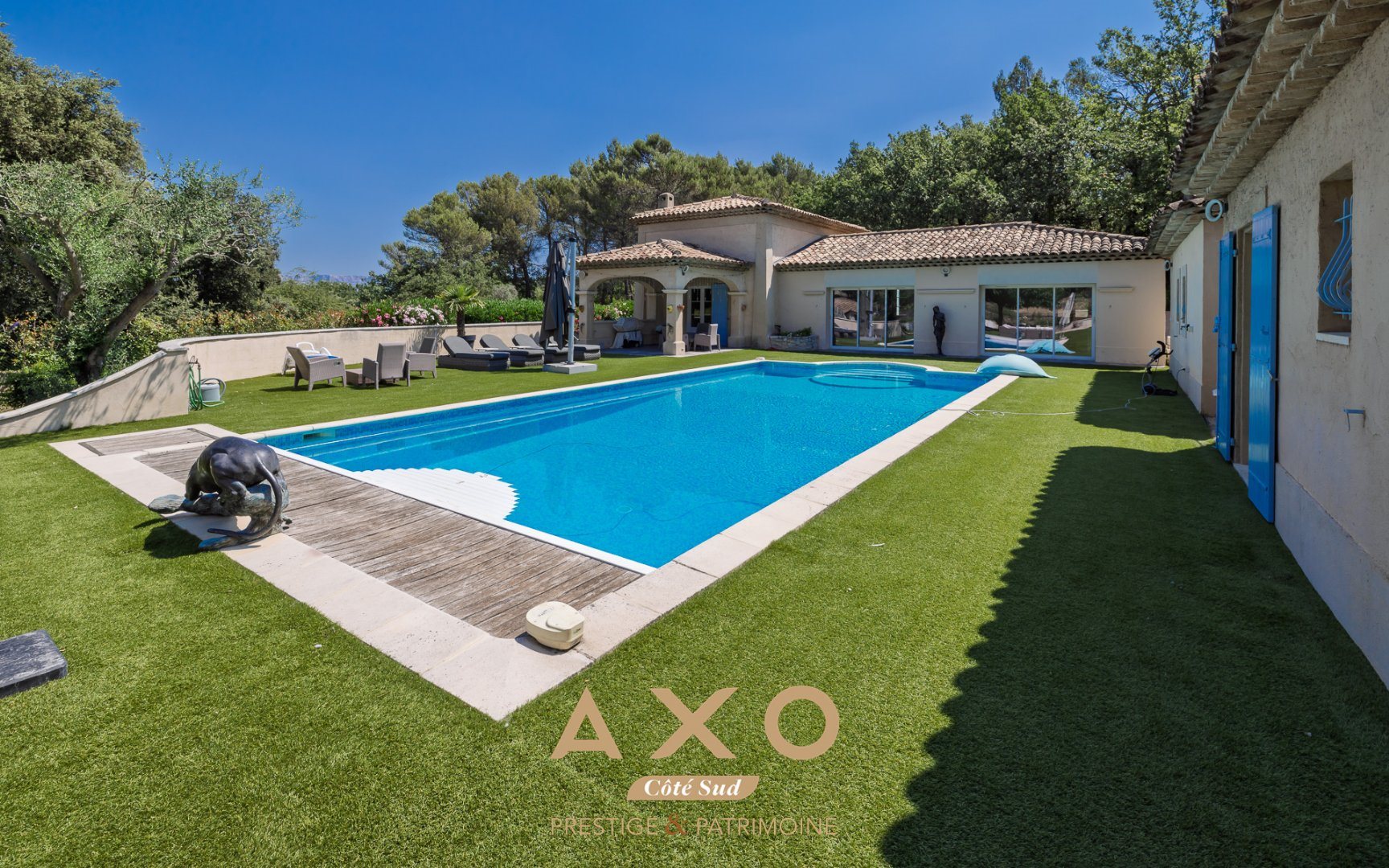 Maison à vendre, 360m², Mimet