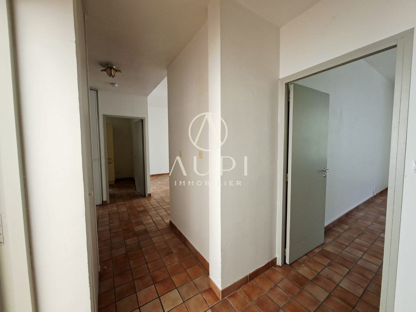 2-собен стан, 85 m²