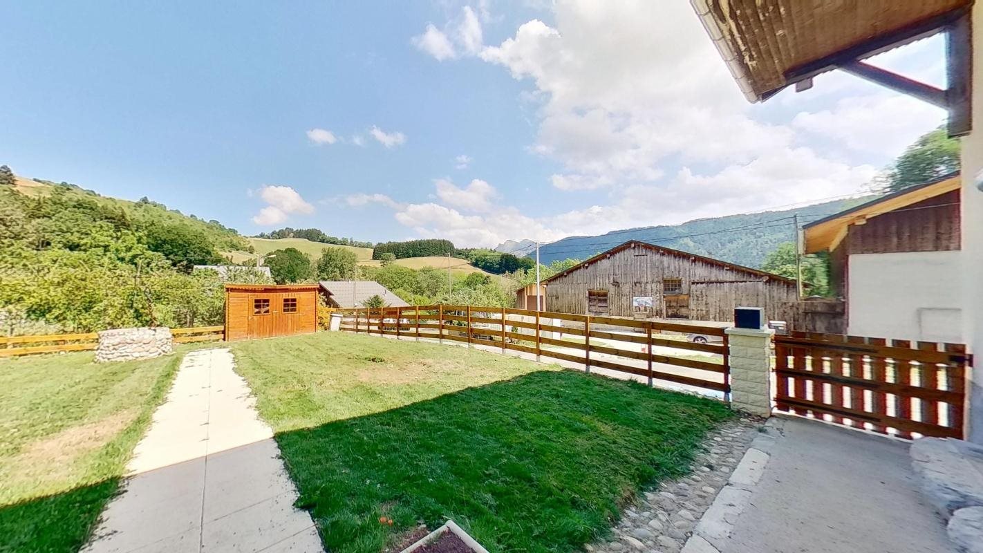 Maison à vendre, 182m², Lullin