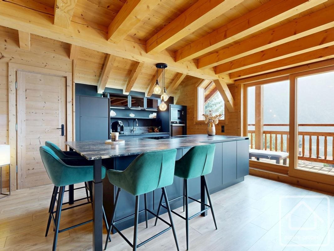 Stunningly renovated loft-style apartment with south-facing terrace, garden, private... - Vue 3