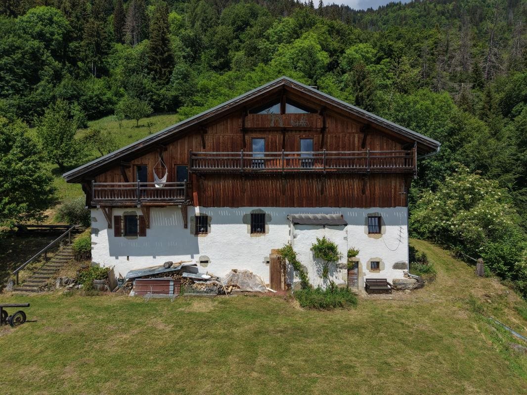 Maison à vendre, 227m², Taninges (Praz de Lys - Sommand)