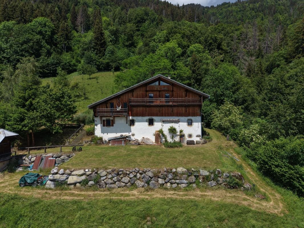 Maison à vendre, 227m², Taninges (Praz de Lys - Sommand)