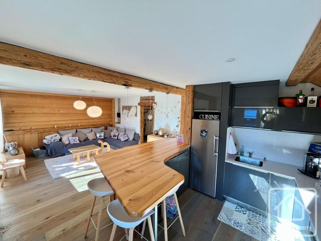 Appartement à vendre, 88m², Arâches-la-Frasse (Les Carroz d'Arâches)