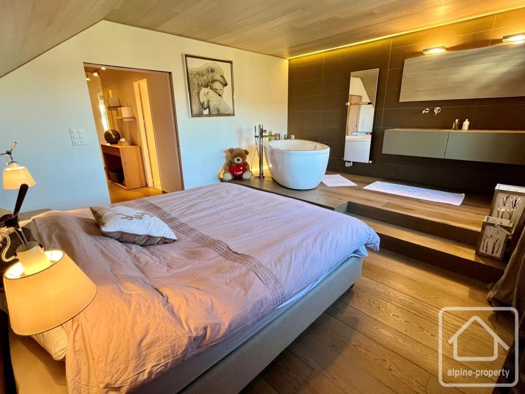 Appartement à vendre, 88m², Arâches-la-Frasse (Les Carroz d'Arâches)