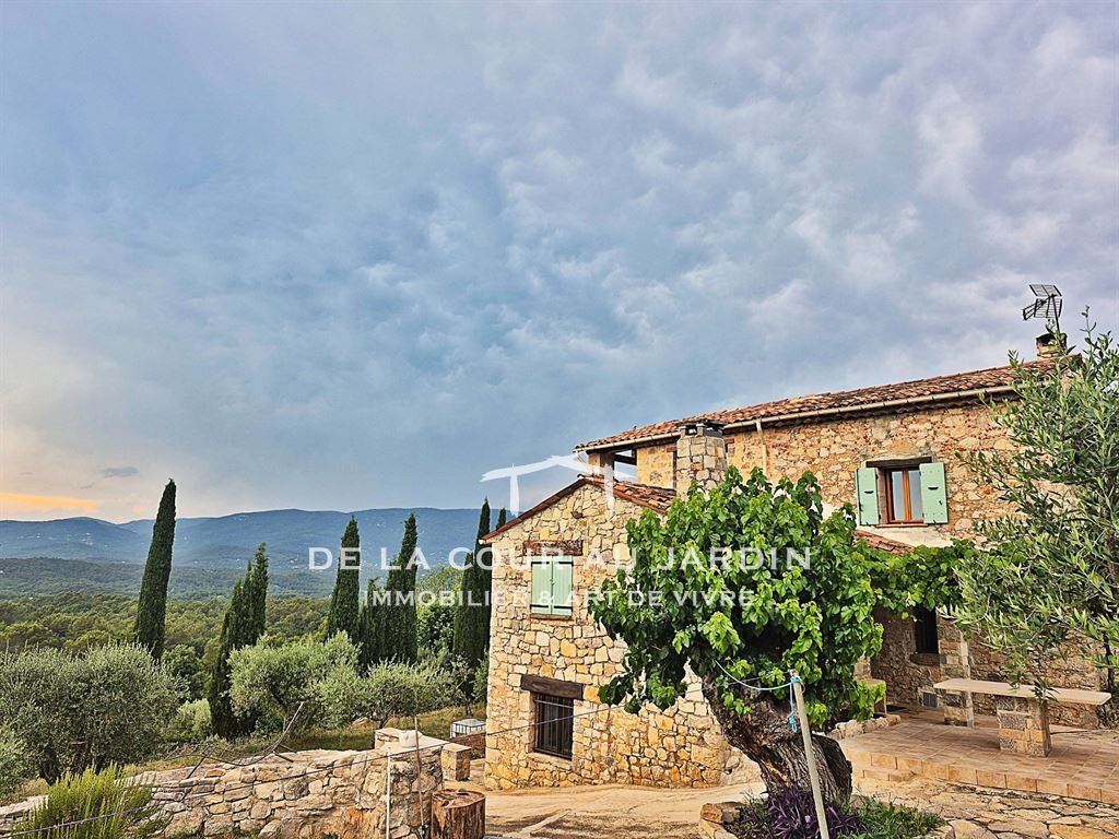 Maison à vendre, 113m², Fayence