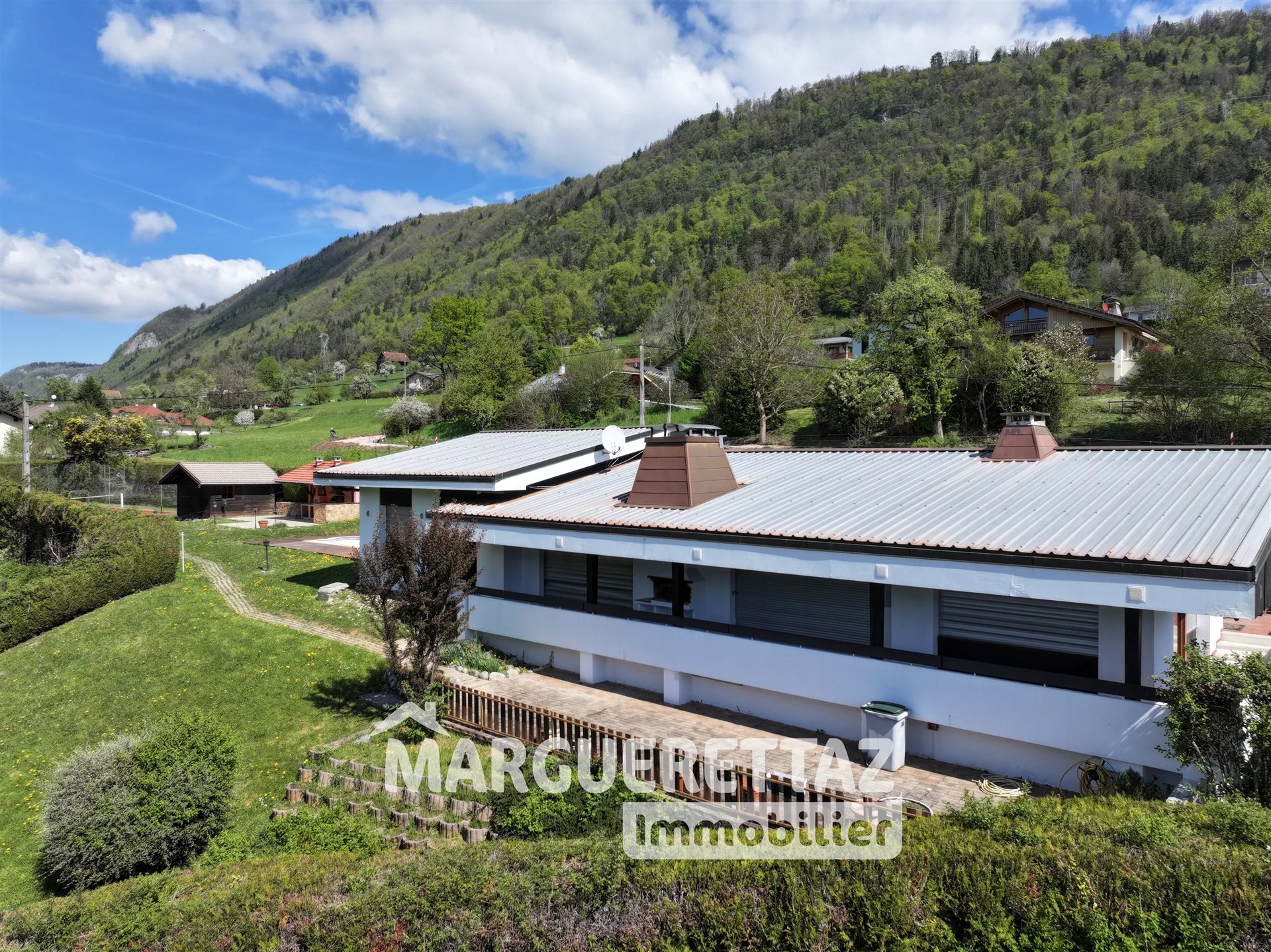 Maison à vendre, 214m², Marignier