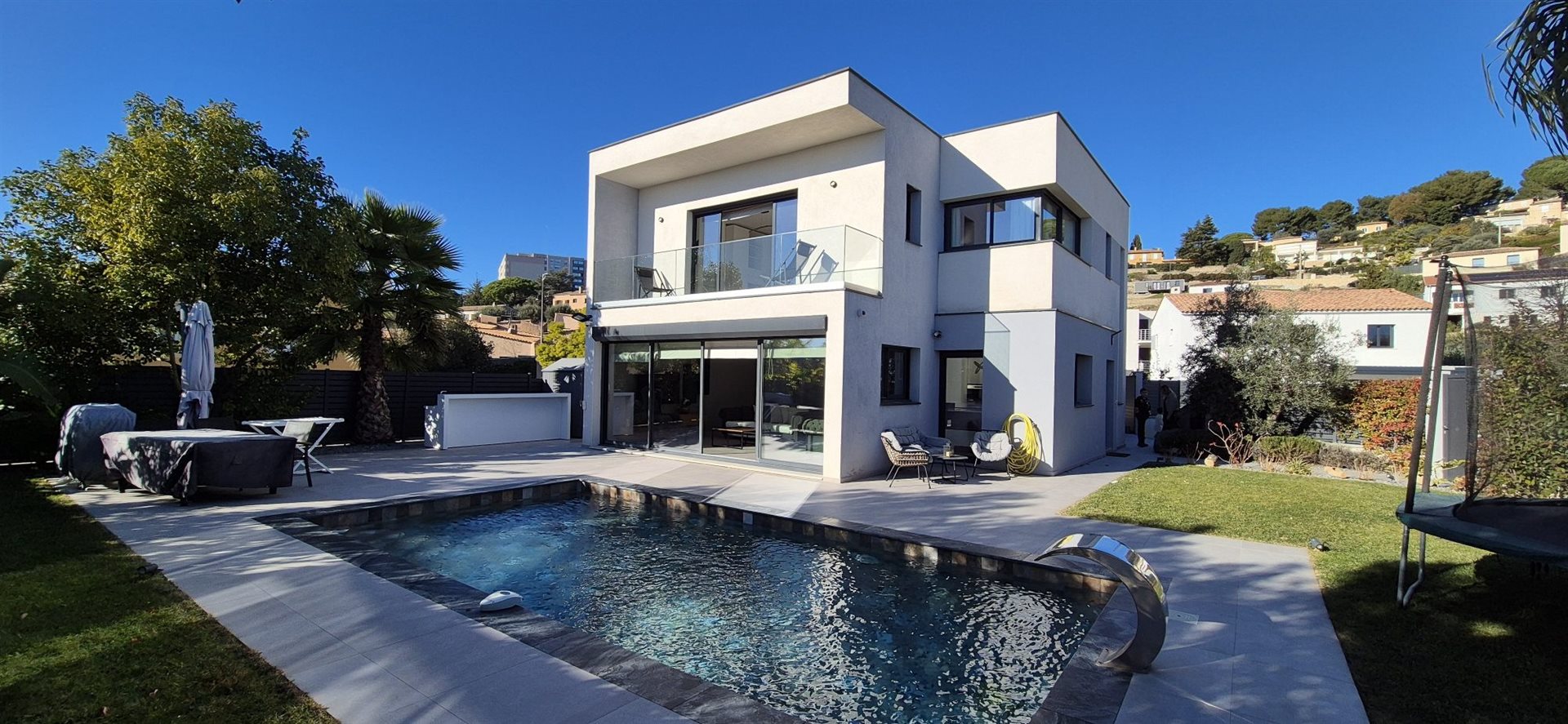 Maison à louer, 150m², Vallauris