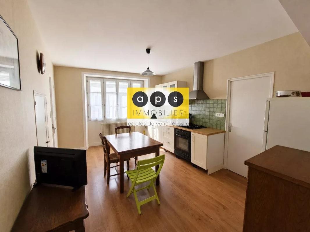 Maison à vendre, 110m², Poligny