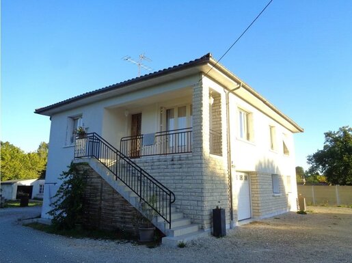 Maison 5 pièces 111 m² · à Tocane-Saint-Apre · 111 m² · 168 000 €