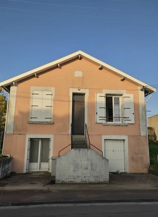 Immeuble 7 pièces 110 m² · à Saintes · 110 m² · 202 000 €