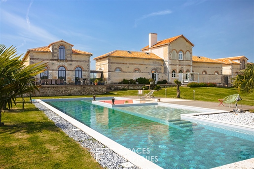 Maison 8 pièces 396 m² · à Benon · 396 m² · 1 580 000 €