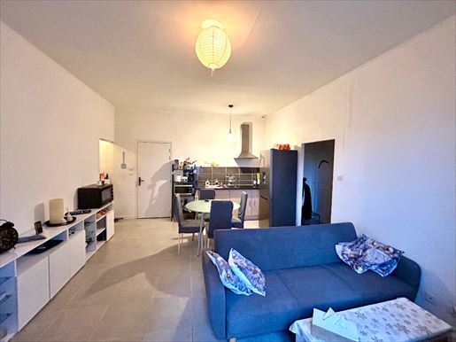 Appartement 3 pièces 57 m² · à Montélimar · 57 m² · 95 000 €