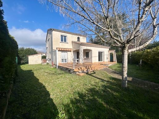 Maison 5 pièces 150 m² · à Montélimar · 150 m² · 270 000 €