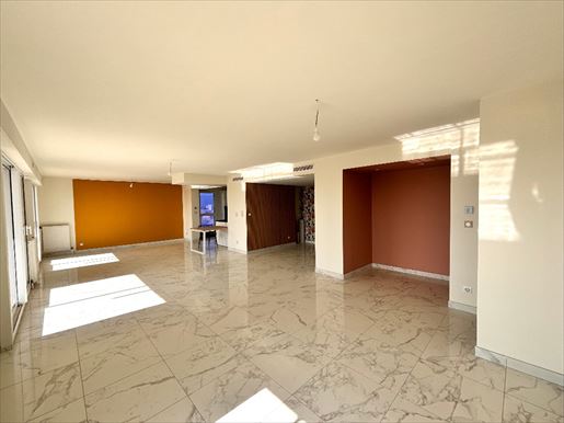 Appartement 5 pièces 150 m² · à Montélimar · 150 m² · 449 000 €